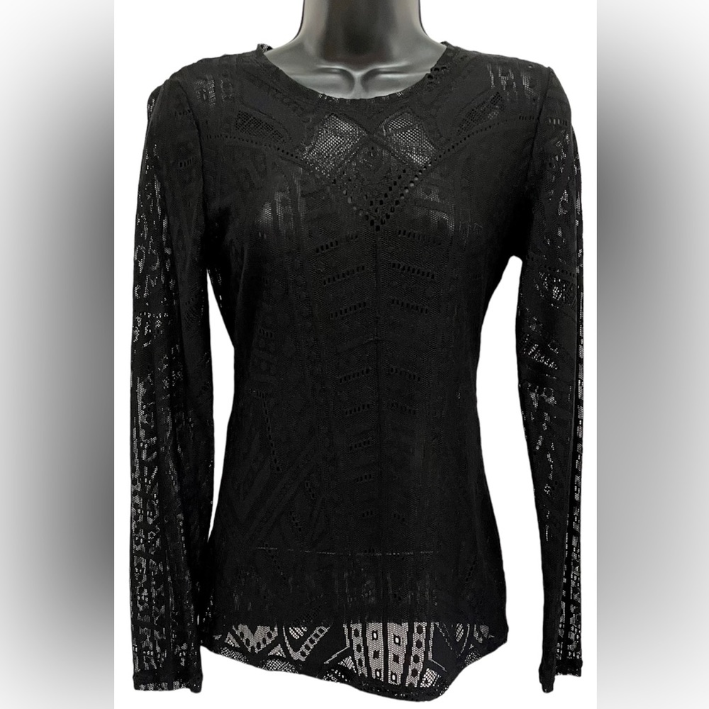 BCBGMAXAZRIA Women’s size XXS Black sheer long sleeve lace blouse